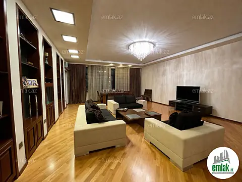 Satılır 3 otaqlı yeni tikili 190 m² — Bakı 3 otaq 190.00 m²