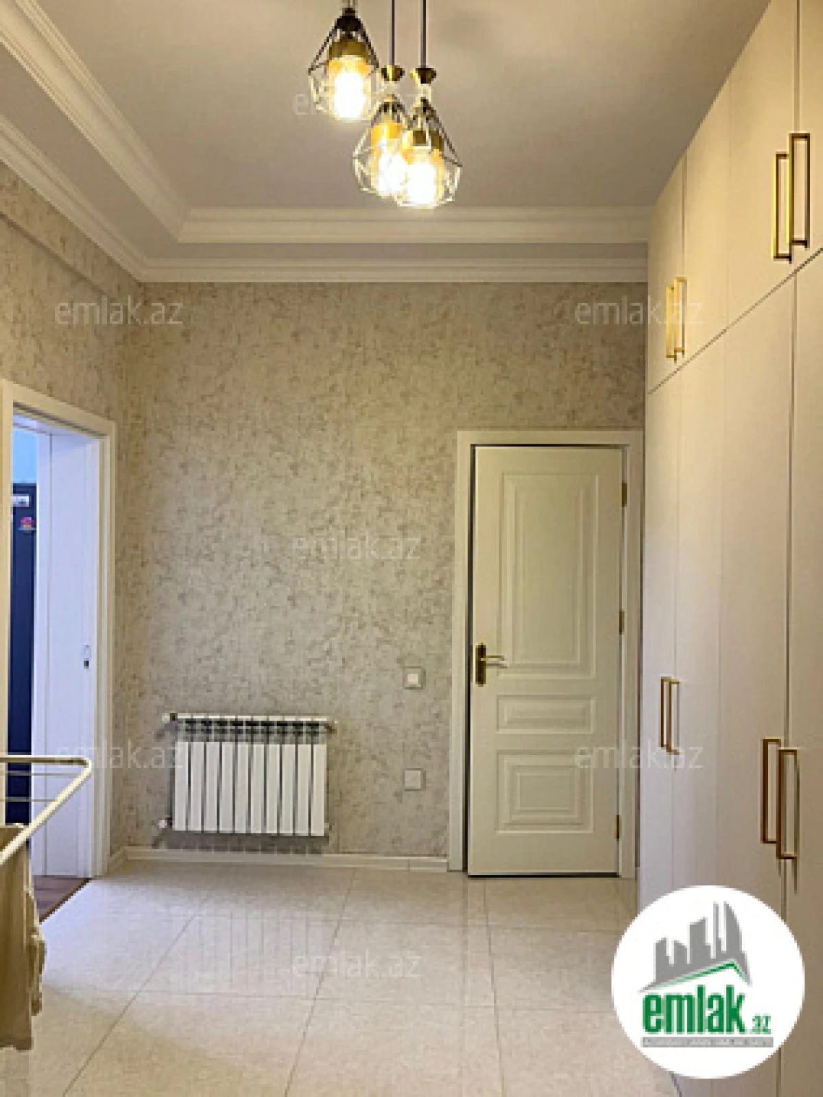 Satılır 2 otaqlı yeni tikili 70 m²