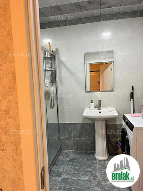 Satılır 2 otaqlı yeni tikili 70 m²