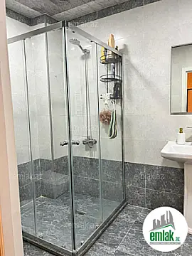 Satılır 2 otaqlı yeni tikili 70 m²