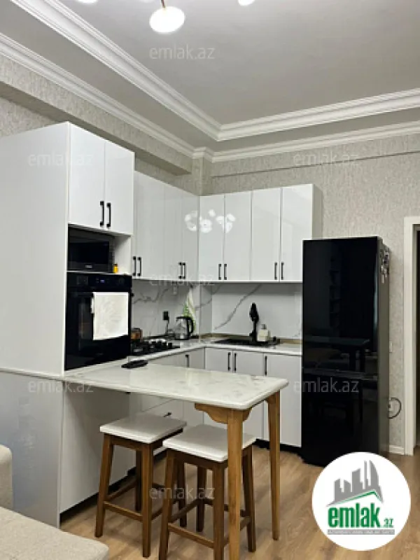 Satılır 2 otaqlı yeni tikili 70 m²