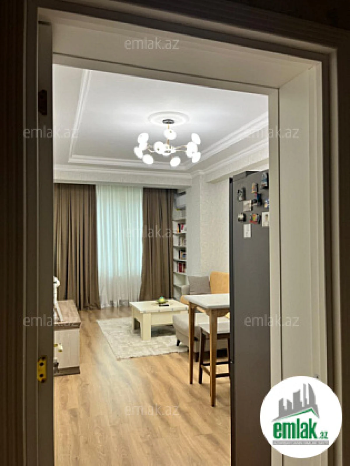 Satılır 2 otaqlı yeni tikili 70 m²