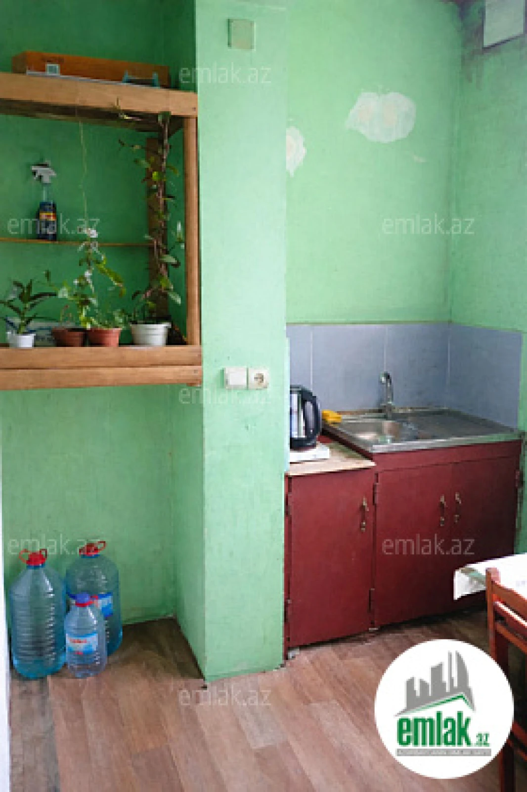 Satılır 1 otaqlı köhnə tikili 35 m²