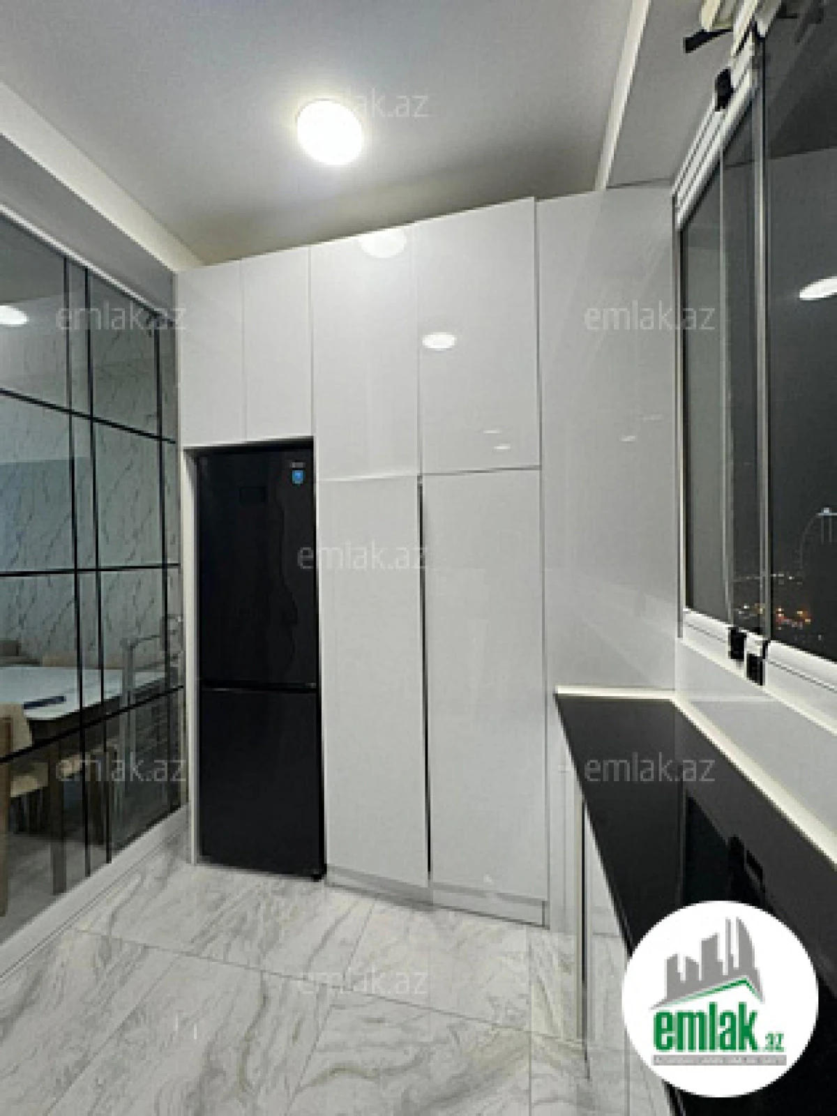 Satılır 2 otaqlı yeni tikili 50 m²