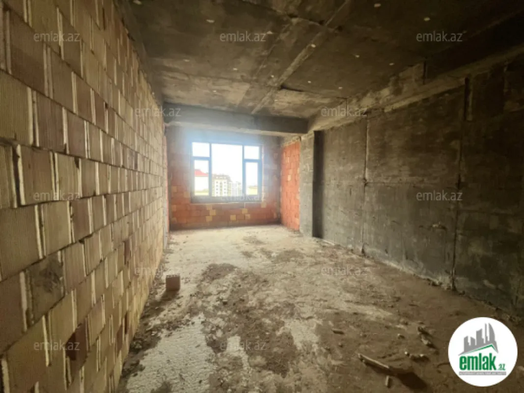 Satılır 2 otaqlı yeni tikili 100 m²