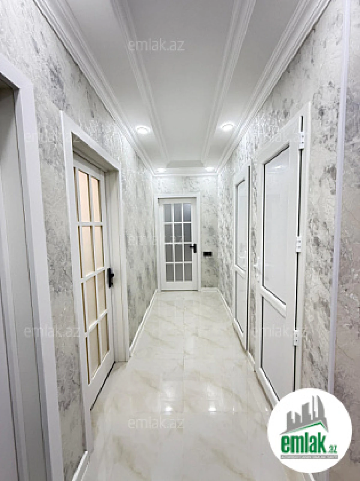 Satılır 3 otaqlı köhnə tikili 75 m²