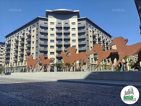Satılır 3 otaqlı yeni tikili 130 m² — Bakı 3 otaq 130.00 m²