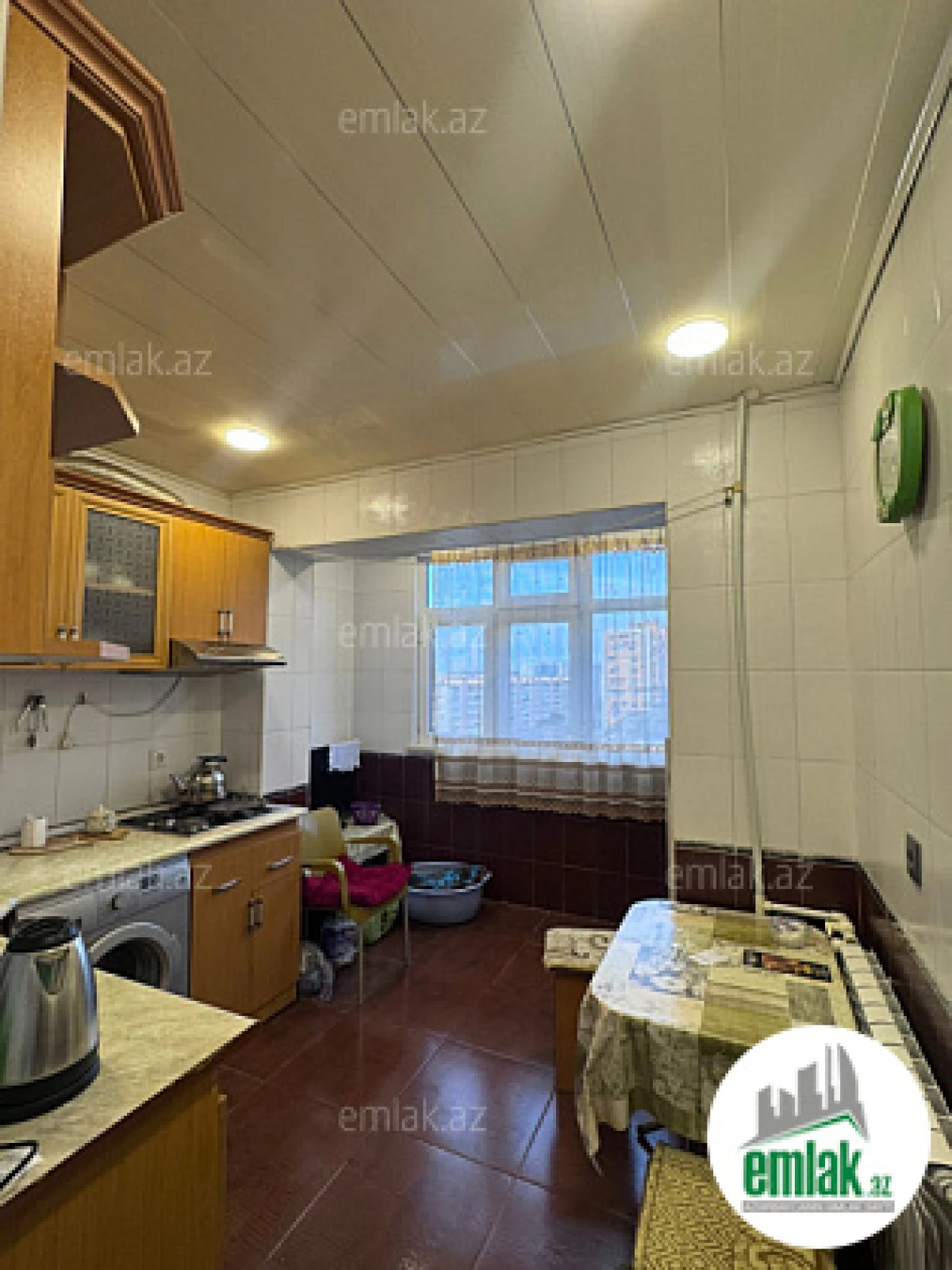 Satılır 2 otaqlı köhnə tikili 65 m²