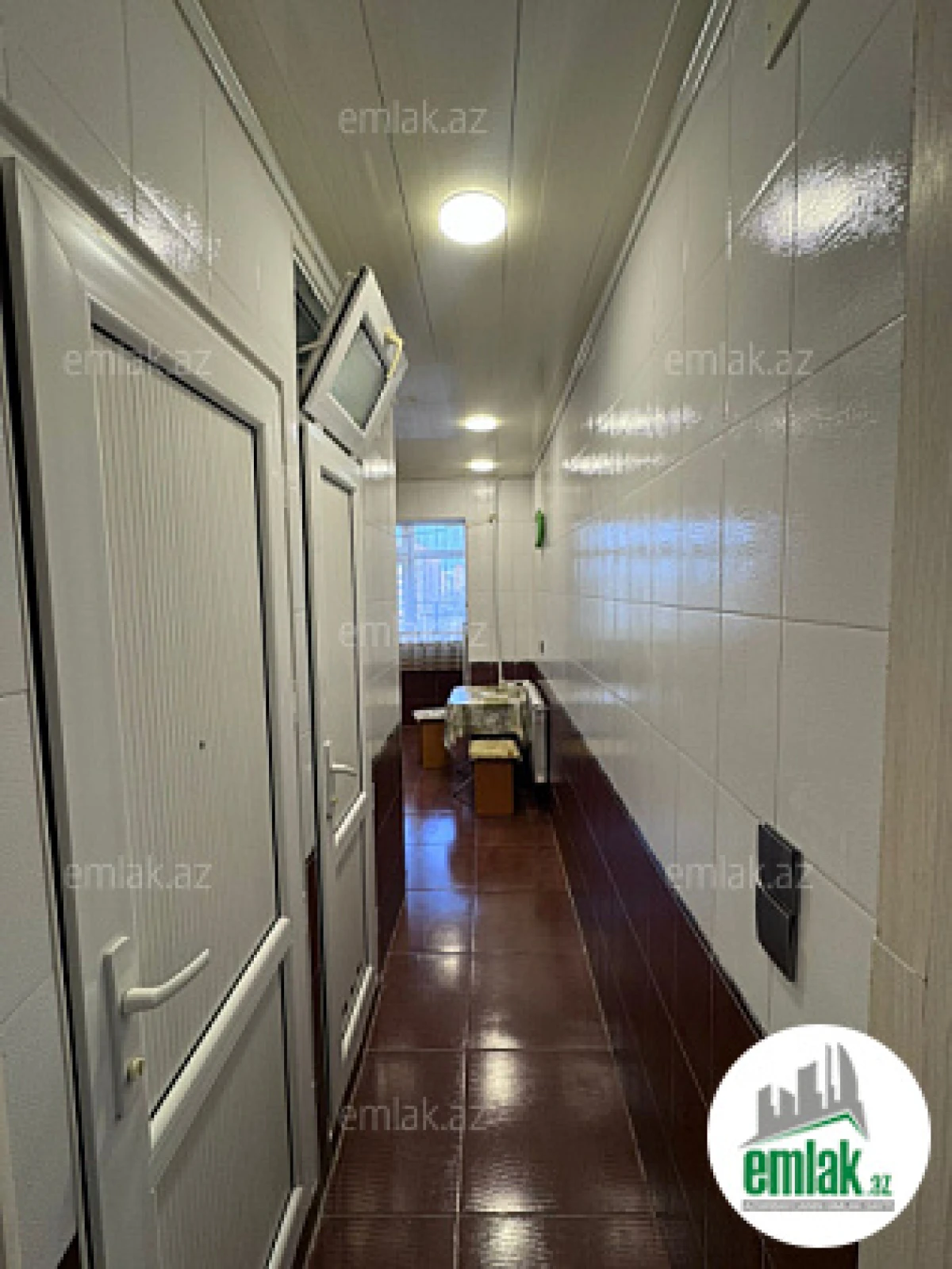 Satılır 2 otaqlı köhnə tikili 65 m²