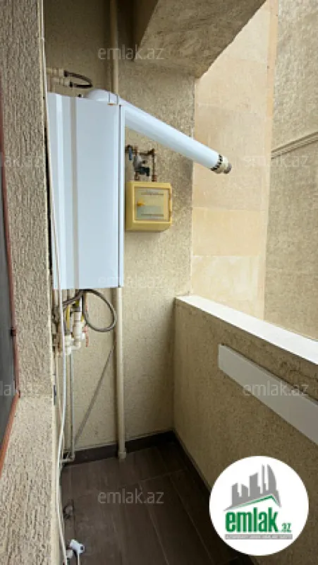 Satılır 3 otaqlı yeni tikili 120 m²