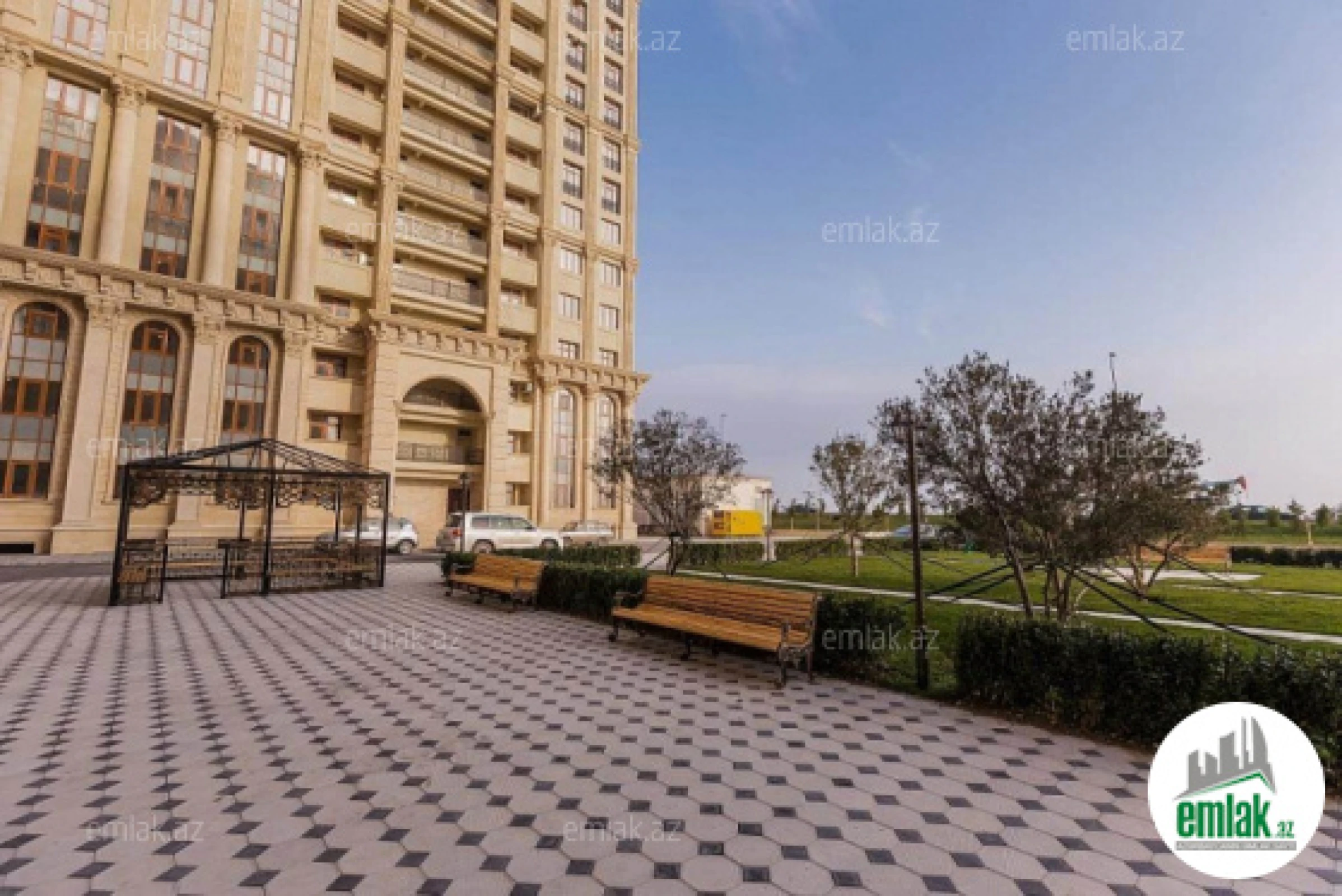 Satılır 3 otaqlı yeni tikili 120 m²