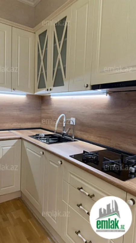 Satılır 3 otaqlı yeni tikili 120 m²