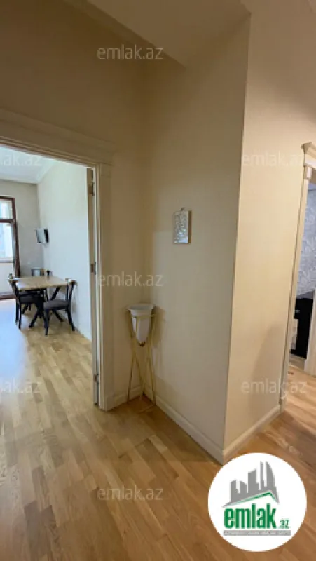 Satılır 3 otaqlı yeni tikili 120 m²