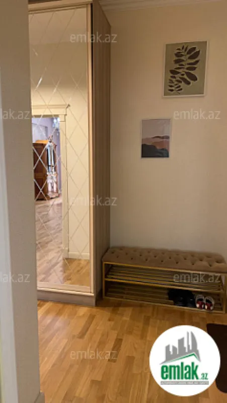 Satılır 3 otaqlı yeni tikili 120 m²