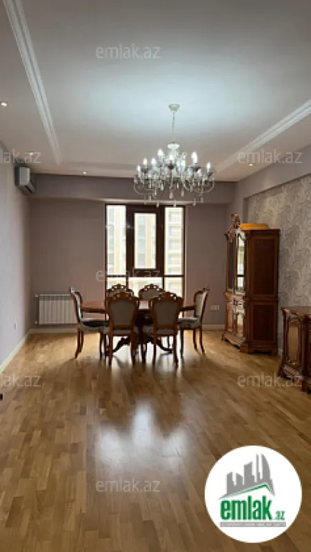 Satılır 3 otaqlı yeni tikili 120 m²