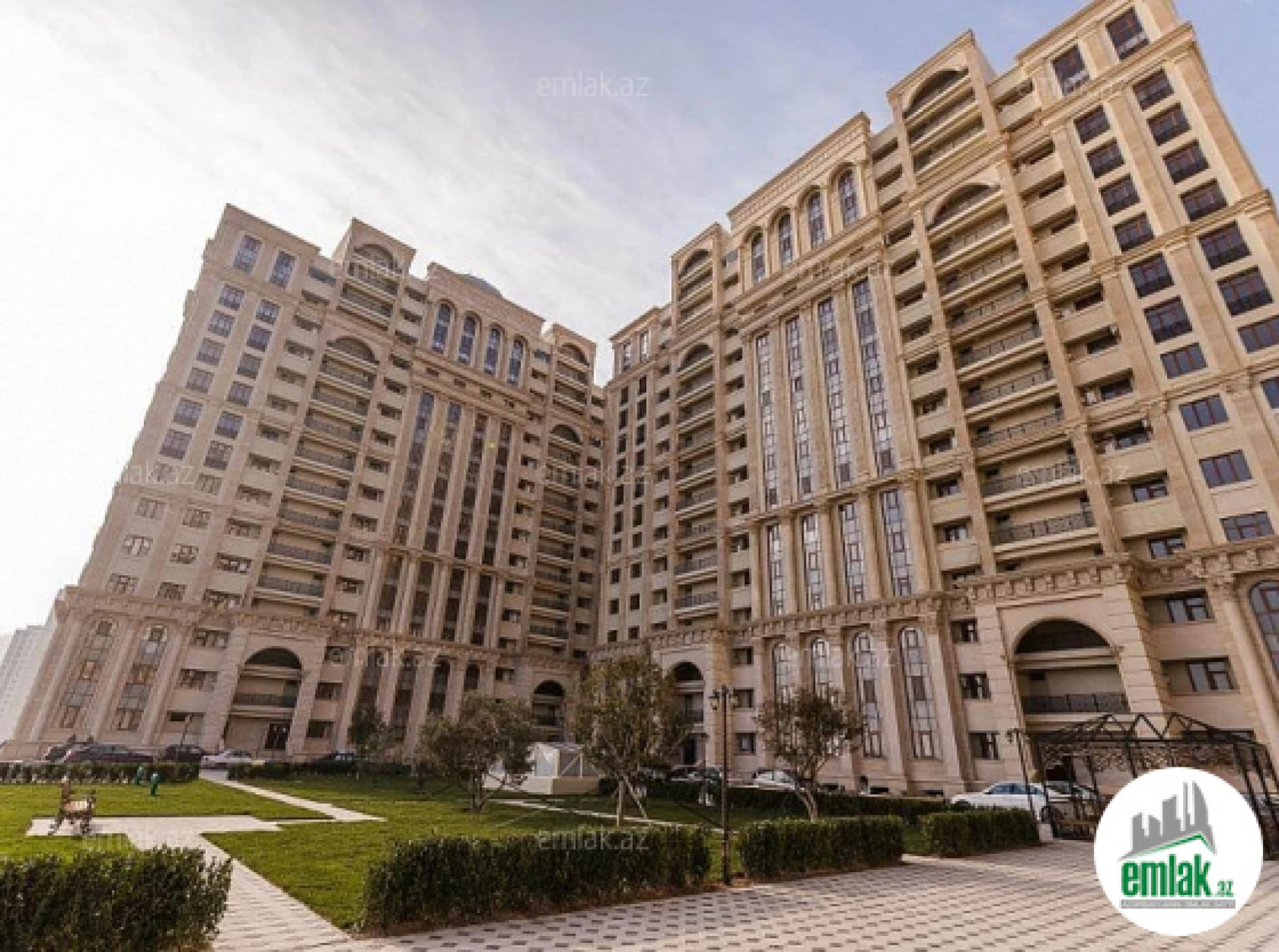 Satılır 3 otaqlı yeni tikili 120 m²