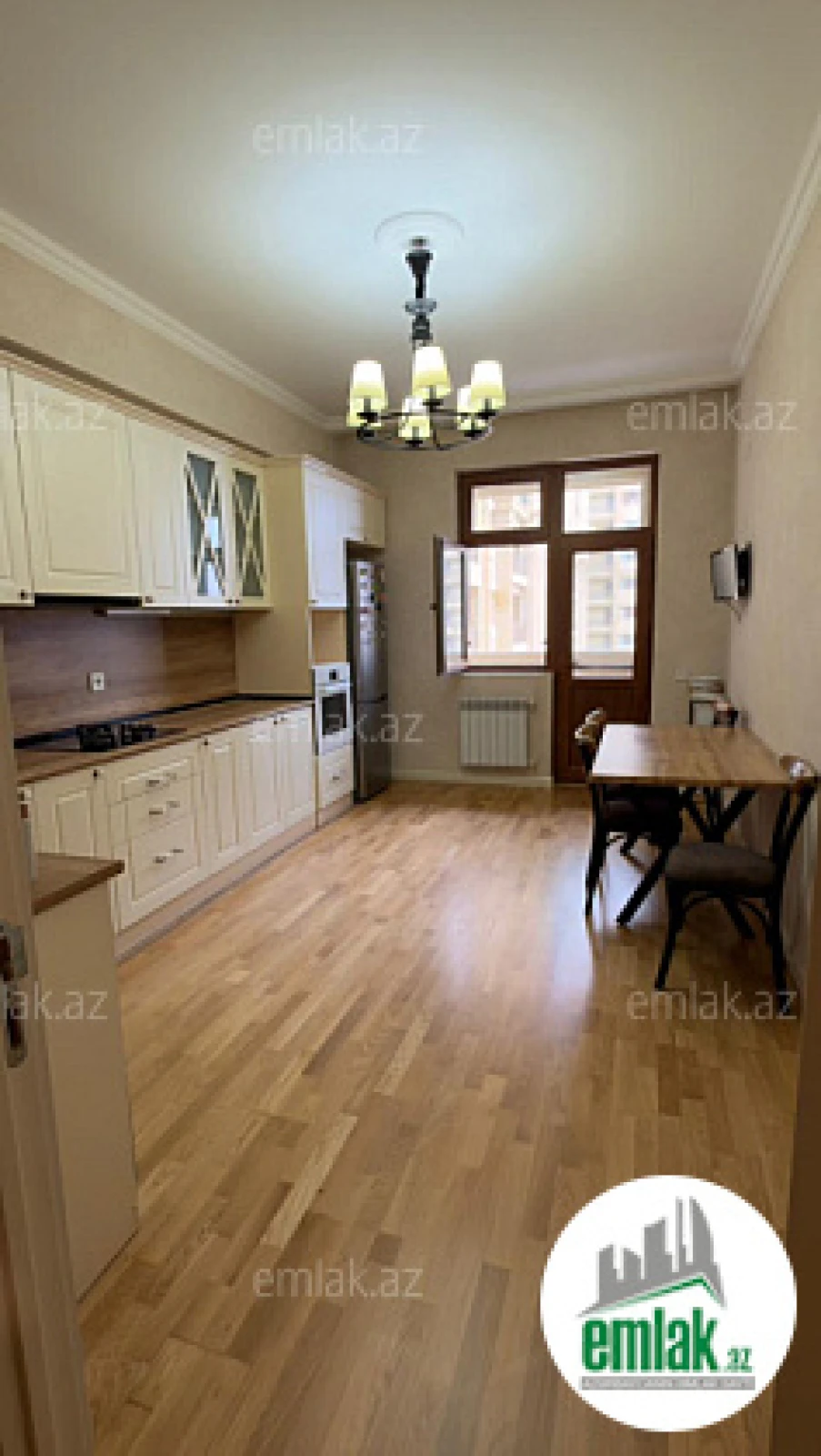 Satılır 3 otaqlı yeni tikili 120 m²