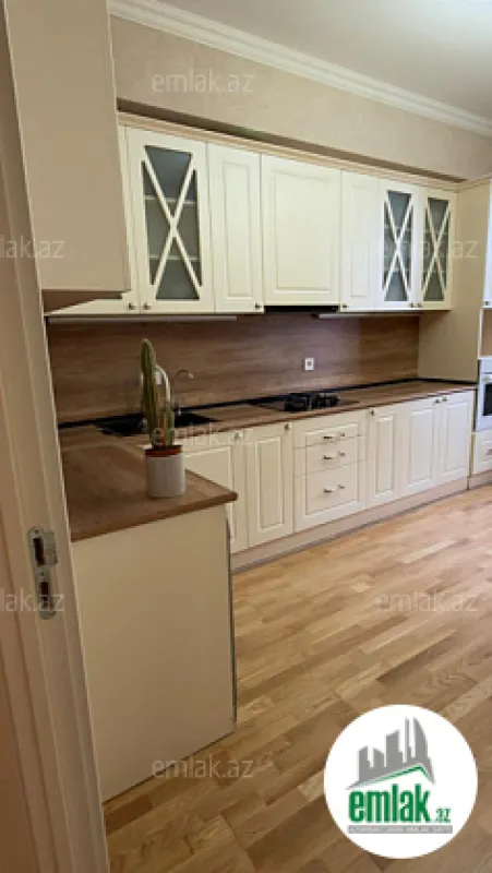 Satılır 3 otaqlı yeni tikili 120 m²