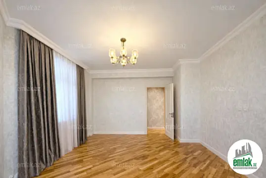 Satılır 3 otaqlı yeni tikili 100 m²