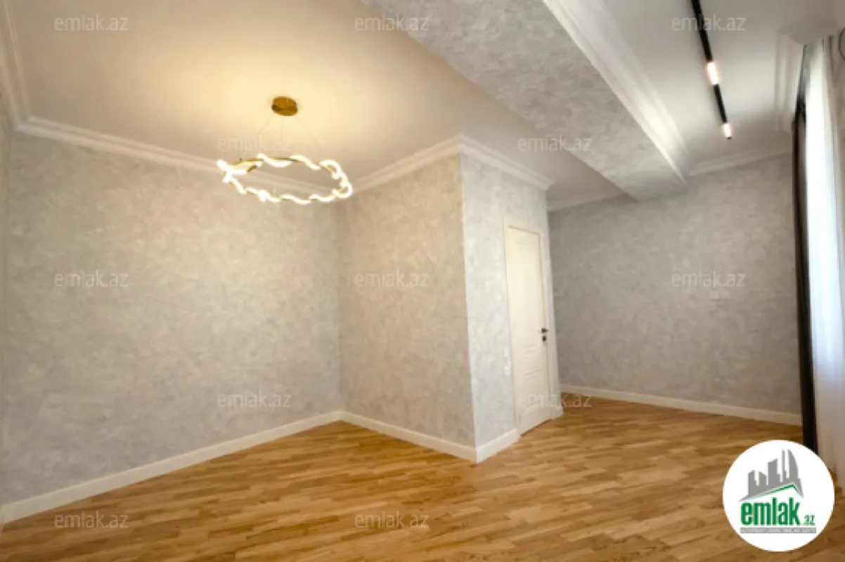 Satılır 3 otaqlı yeni tikili 100 m²