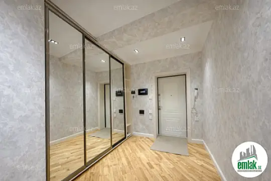 Satılır 3 otaqlı yeni tikili 100 m²