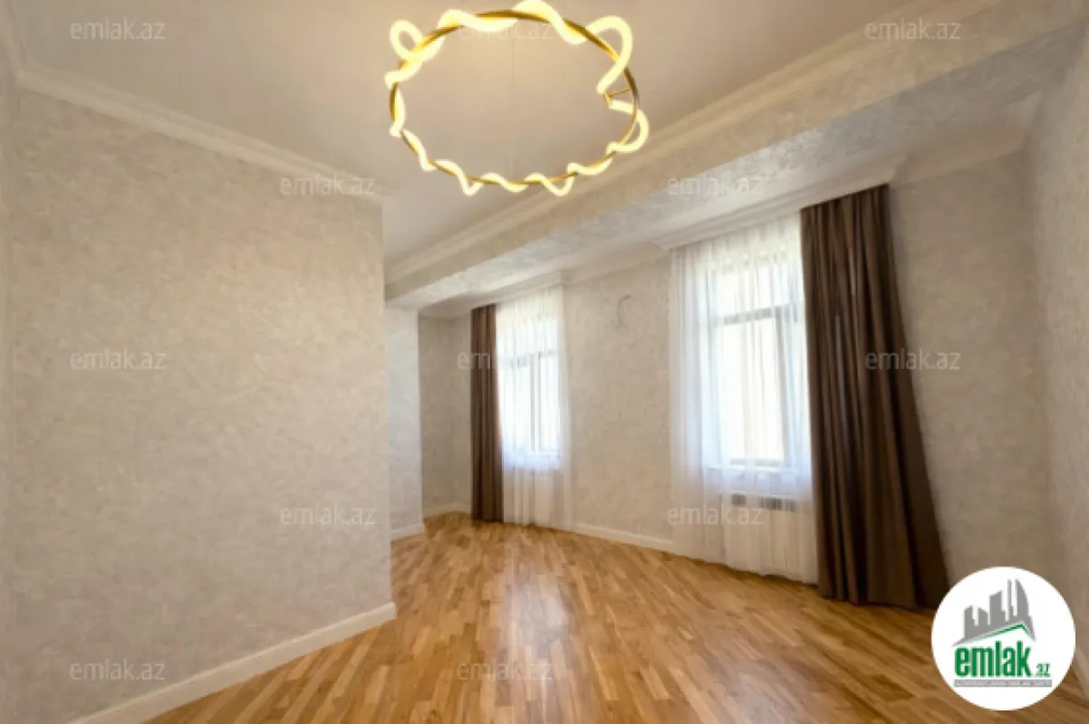 Satılır 3 otaqlı yeni tikili 100 m²