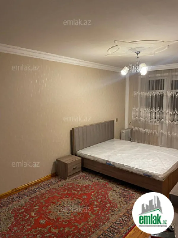 Satılır 1 otaqlı köhnə tikili 32 m²