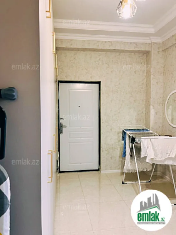 Satılır 2 otaqlı yeni tikili 70 m²