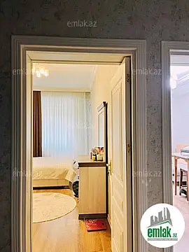 Satılır 2 otaqlı yeni tikili 70 m²