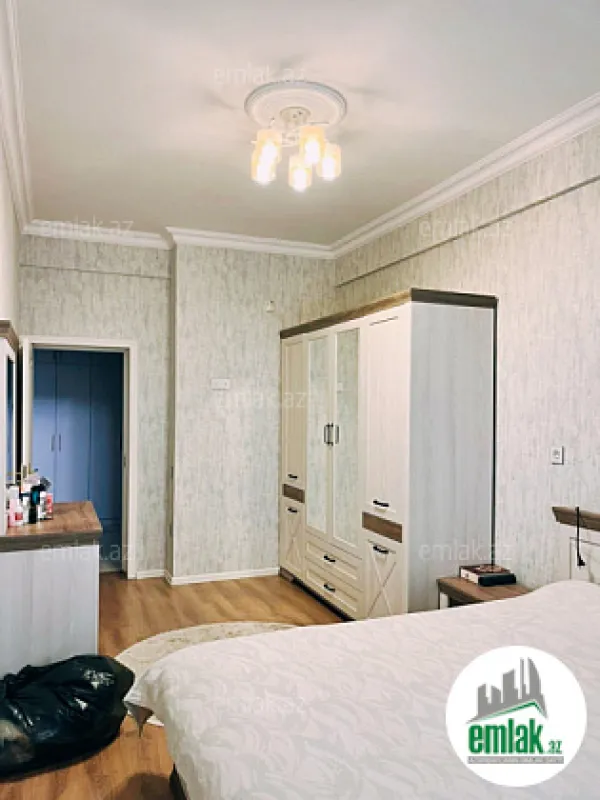 Satılır 2 otaqlı yeni tikili 70 m²