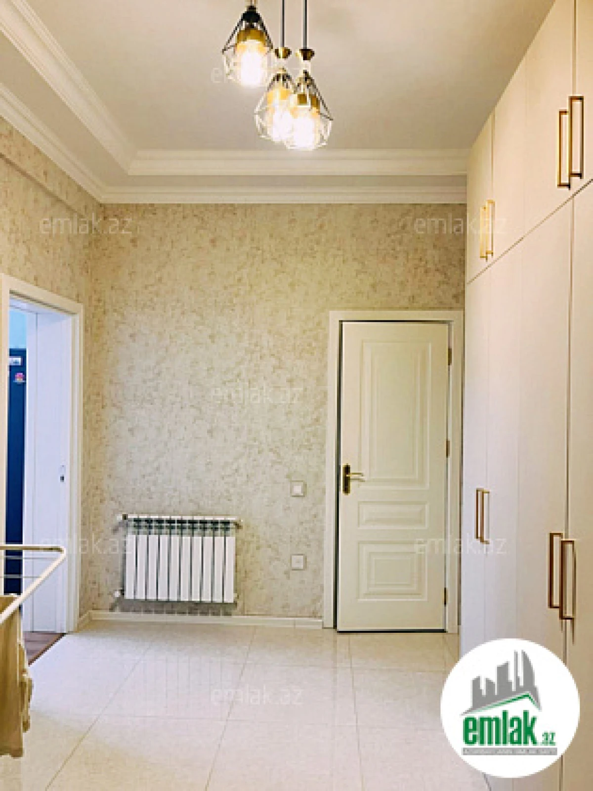 Satılır 2 otaqlı yeni tikili 70 m²