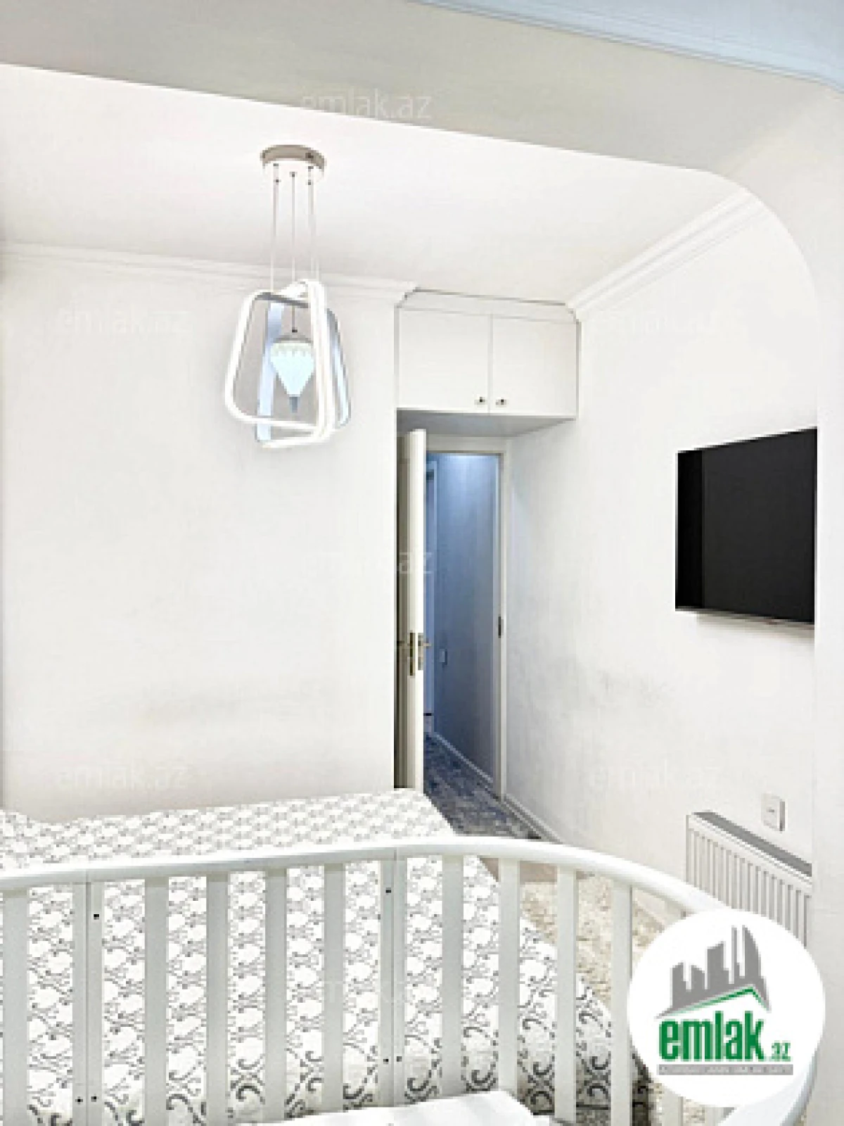 Satılır 2 otaqlı köhnə tikili 43 m²