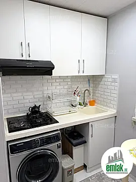 Satılır 2 otaqlı köhnə tikili 43 m²