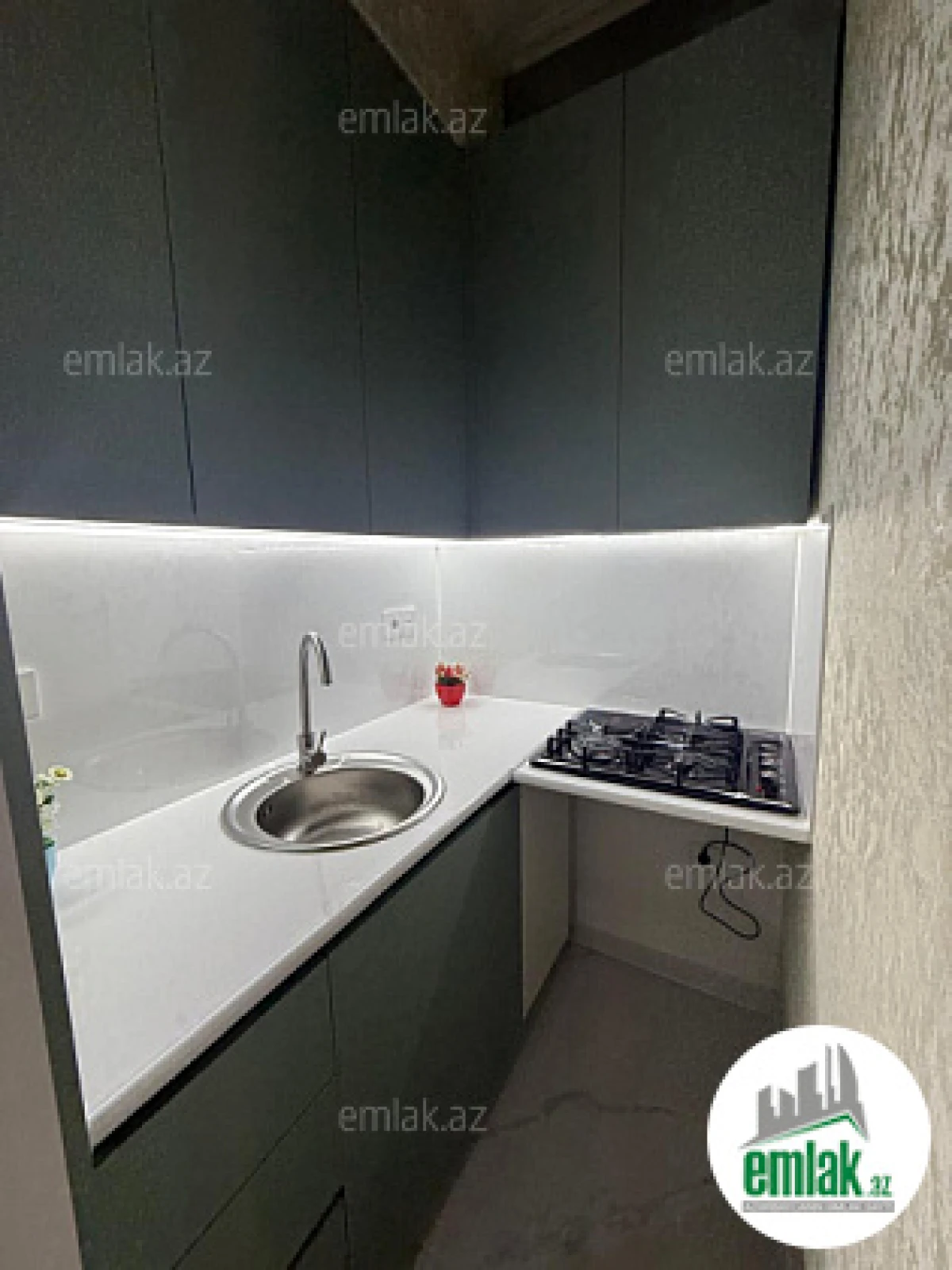 Satılır 2 otaqlı yeni tikili 50 m²