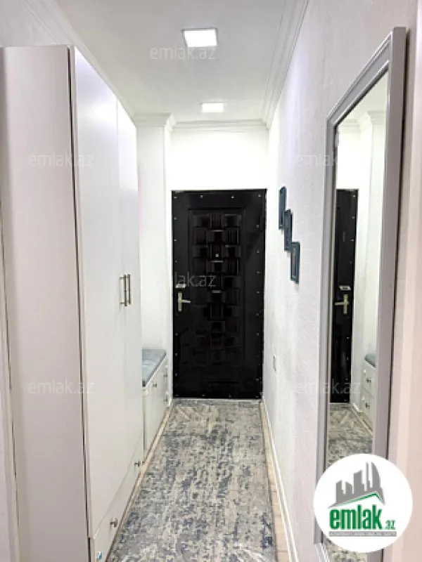 Satılır 2 otaqlı köhnə tikili 55 m²