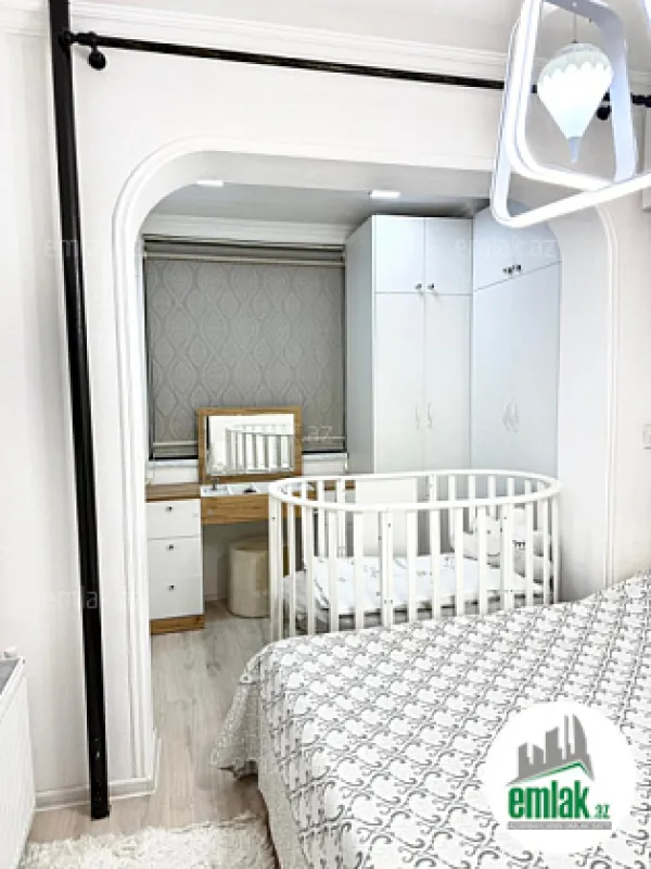 Satılır 2 otaqlı köhnə tikili 55 m²