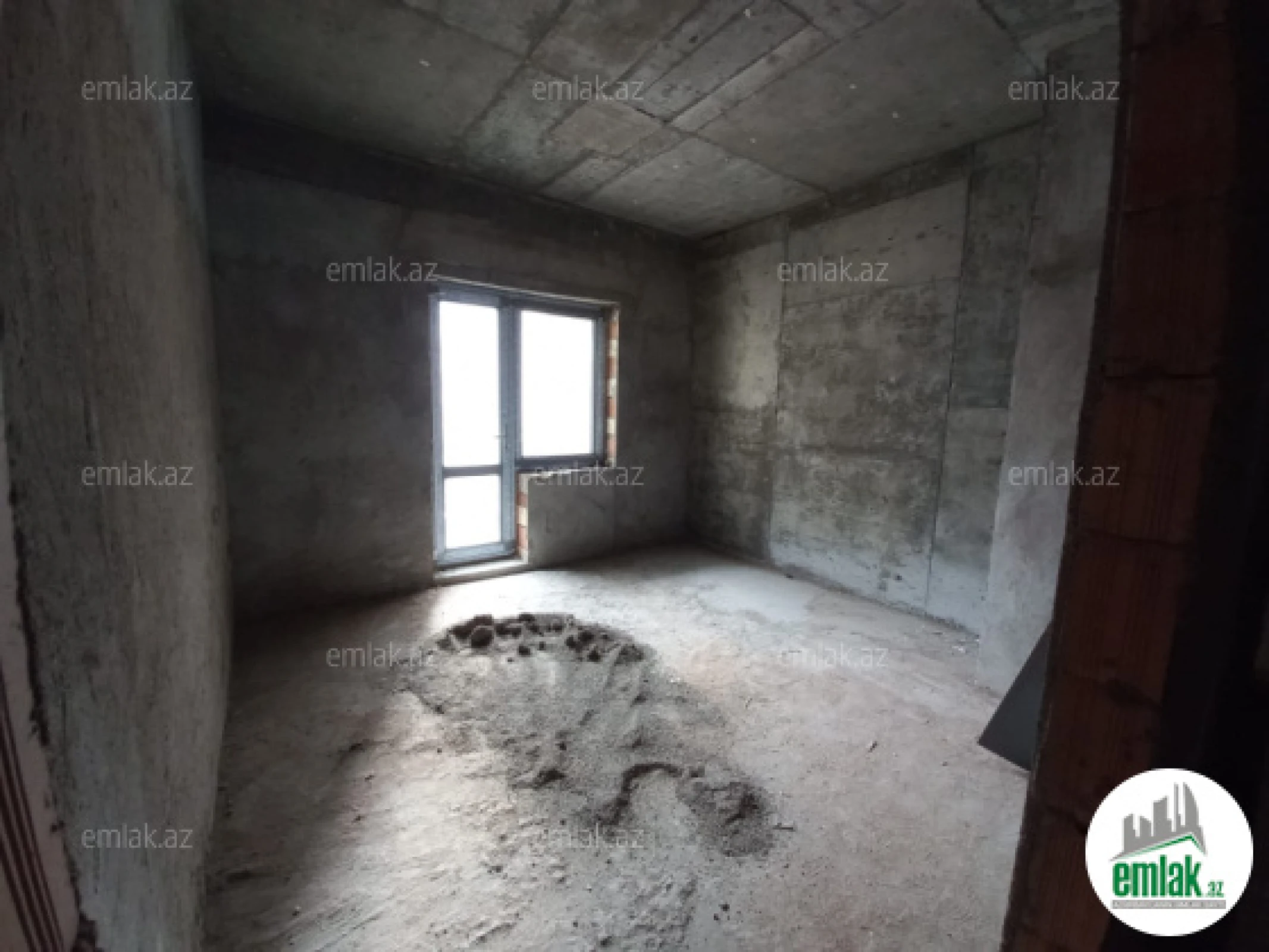 Satılır 3 otaqlı yeni tikili 140 m²