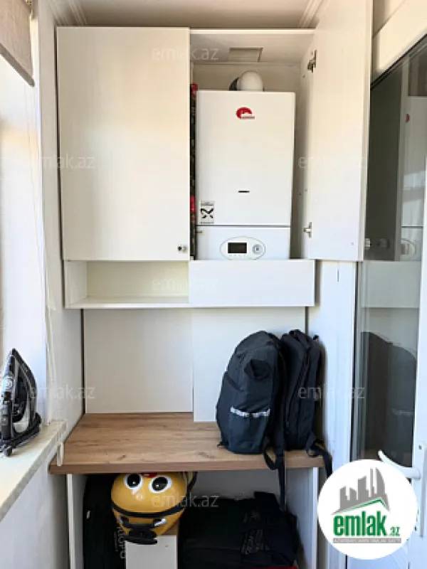 Satılır 2 otaqlı köhnə tikili 43 m²