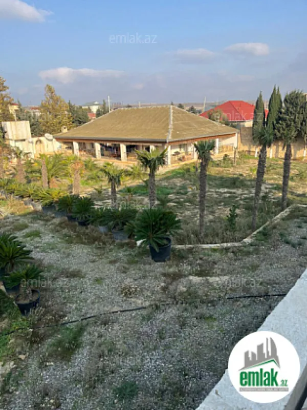 Satılır 10 otaqlı obyekt 1250 m²