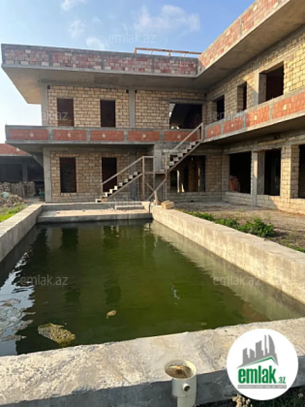 Satılır 10 otaqlı obyekt 1250 m²