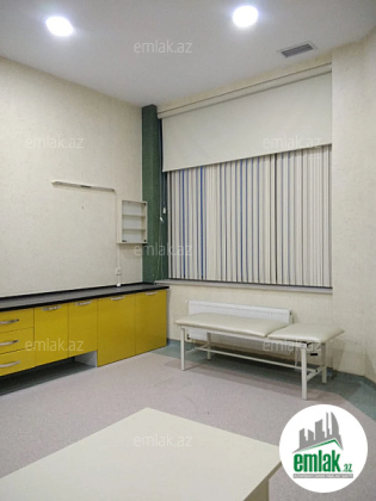 Satılır 11 otaqlı obyekt 270 m²