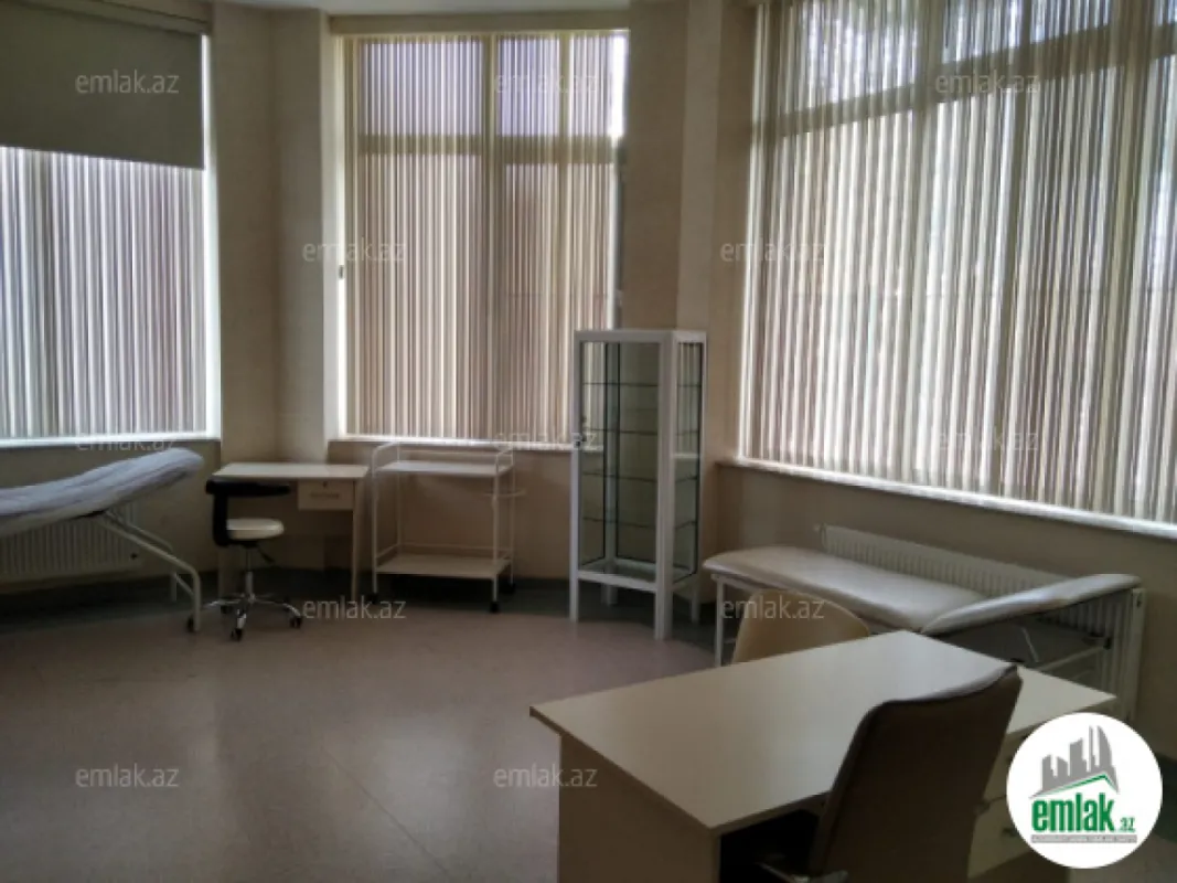 Satılır 11 otaqlı obyekt 270 m²