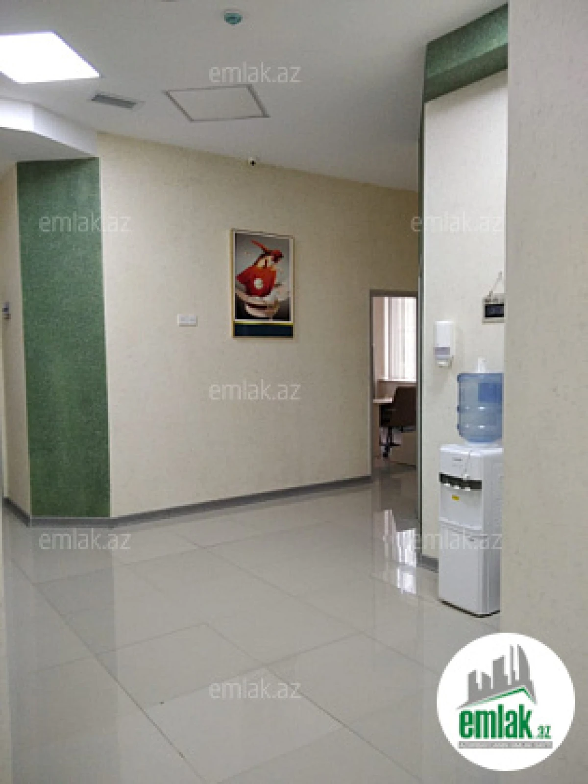 Satılır 11 otaqlı obyekt 270 m²