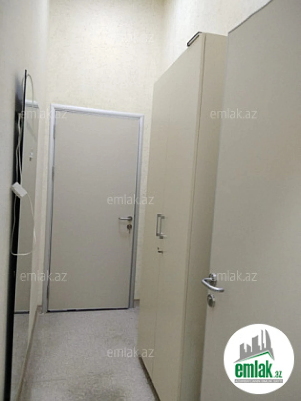 Satılır 11 otaqlı obyekt 270 m²