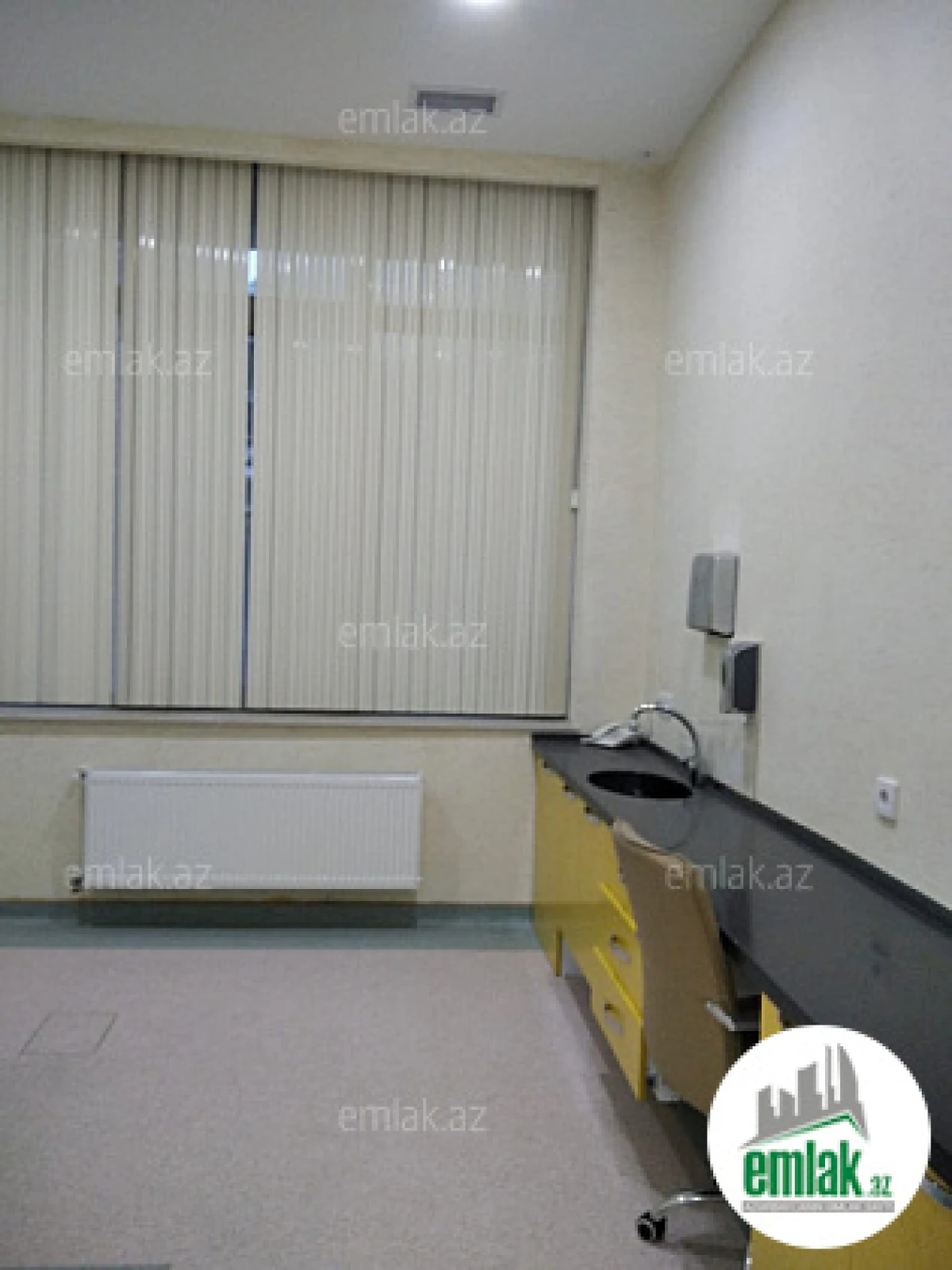Satılır 11 otaqlı obyekt 270 m²