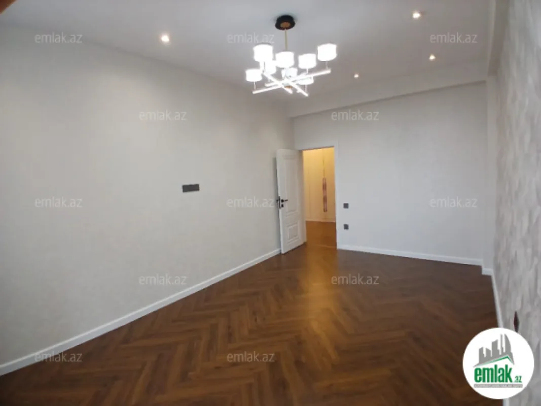 Satılır 3 otaqlı yeni tikili 139 m²