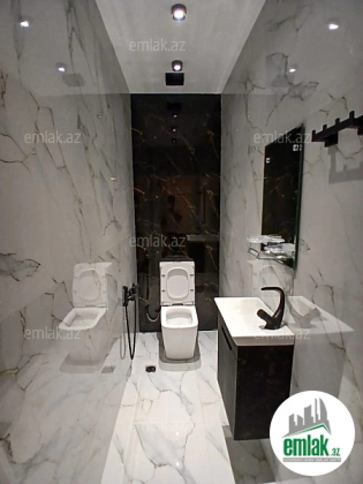 Satılır 3 otaqlı yeni tikili 139 m²