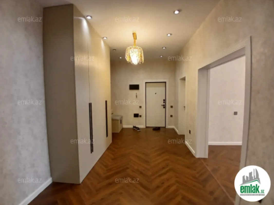 Satılır 3 otaqlı yeni tikili 139 m²