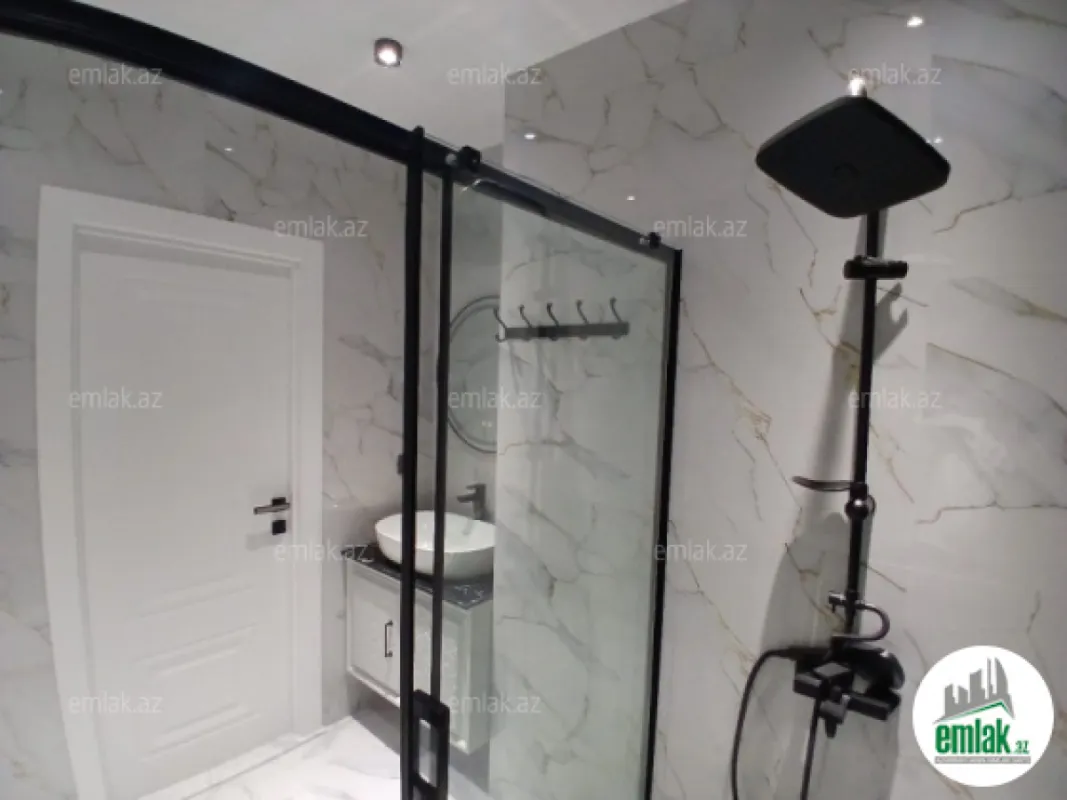 Satılır 3 otaqlı yeni tikili 139 m²