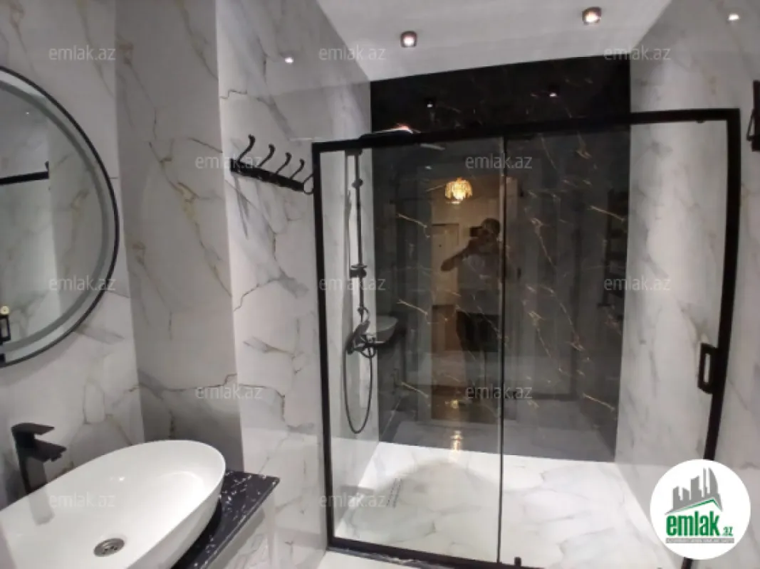 Satılır 3 otaqlı yeni tikili 139 m²